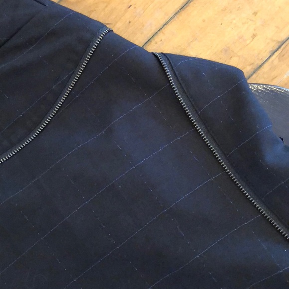 Identify jacket - Picture 5 of 5